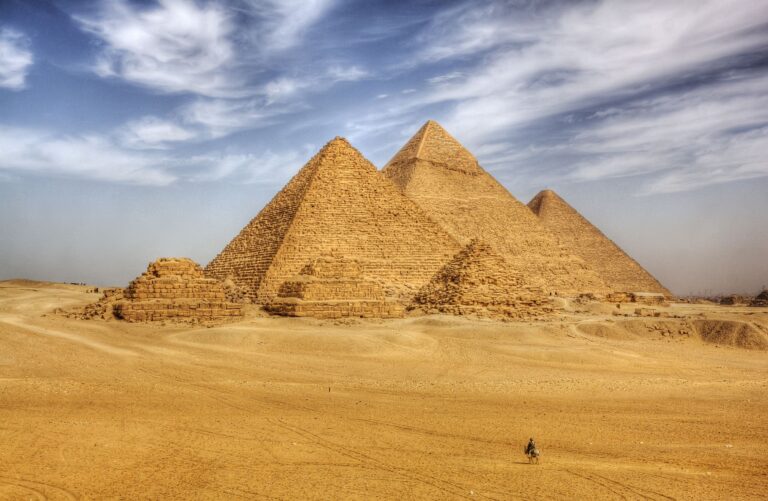 10 best destination to visit in  Egypt | Explore our guide  to visit Egypt